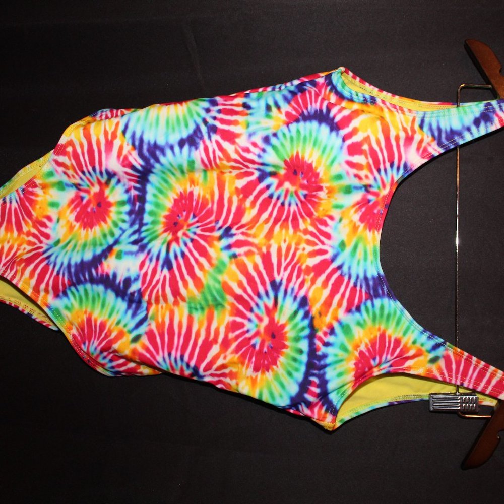 Sunsations Colorful One Piece Bathing Suit Women's Large
